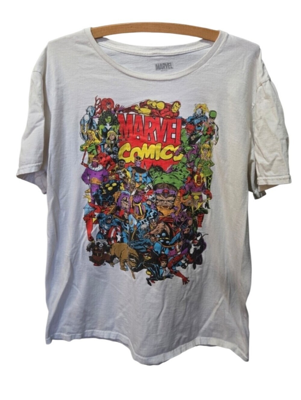 Marvel Comics Graphic T-Shirt Men's Large White Superhero Graphic Tee Avengers